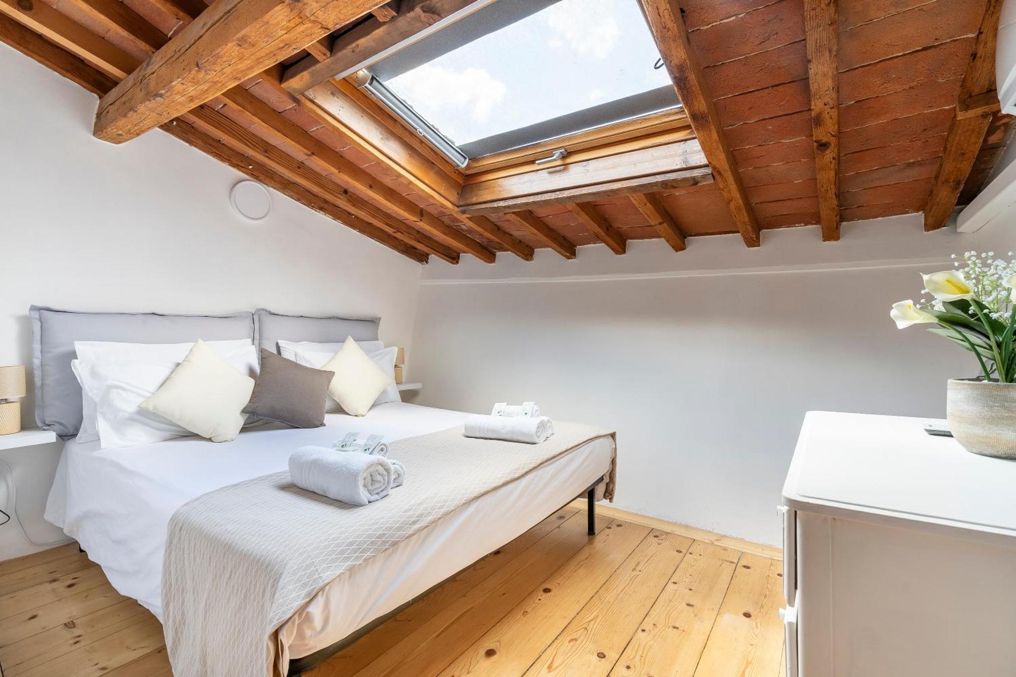 Piazza Santo Spirito Appartamento Con 2 Camere Matrimoniali Florença Exterior foto