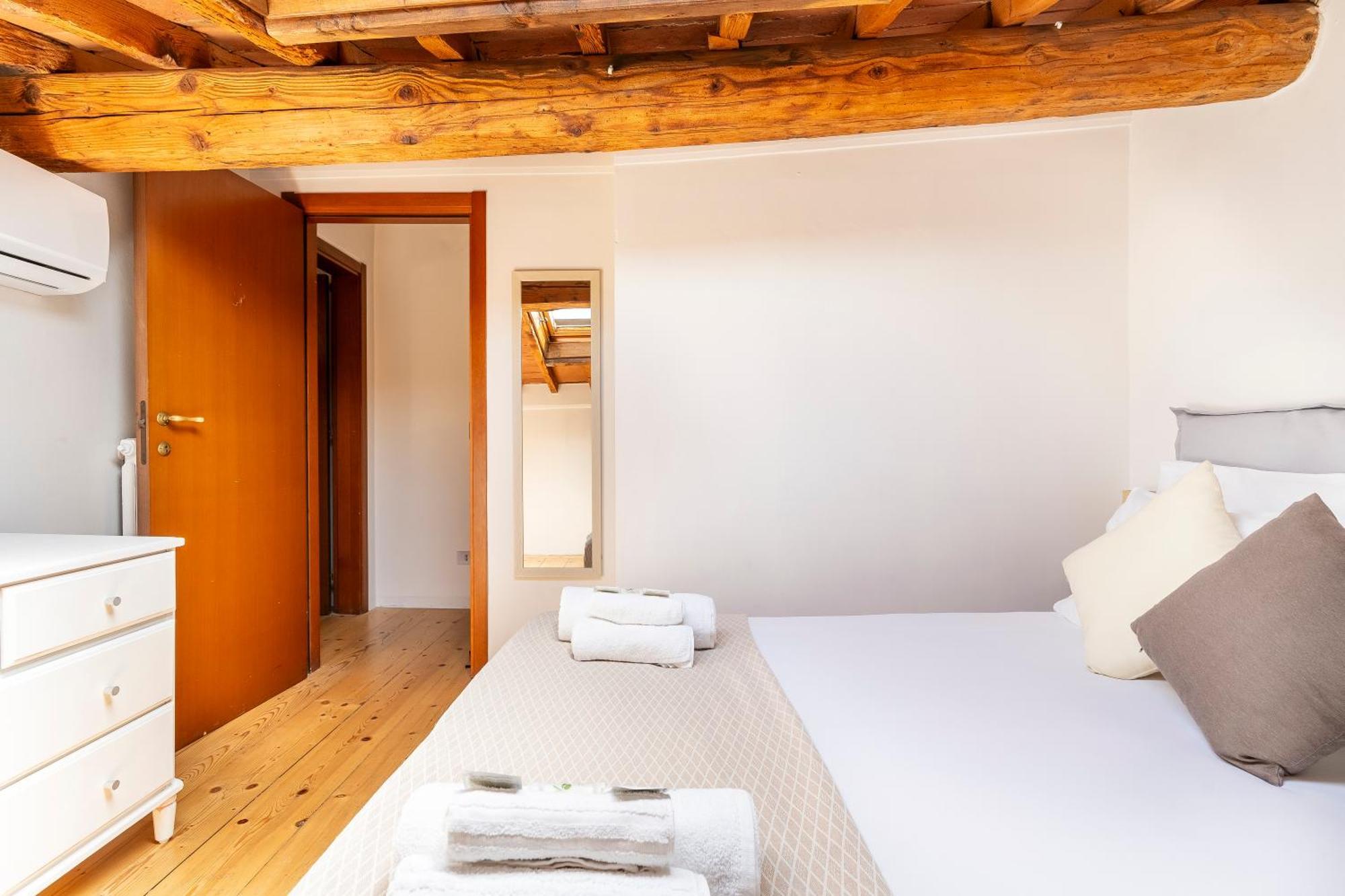 Piazza Santo Spirito Appartamento Con 2 Camere Matrimoniali Florença Exterior foto