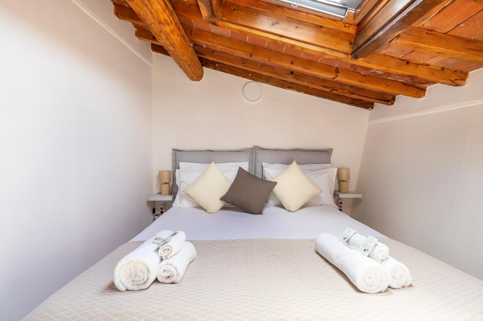 Piazza Santo Spirito Appartamento Con 2 Camere Matrimoniali Florença Exterior foto